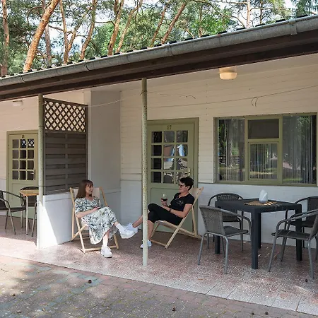 Brzozowa Zatoka Station touristique *