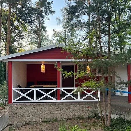 Brzozowa Zatoka Resort *