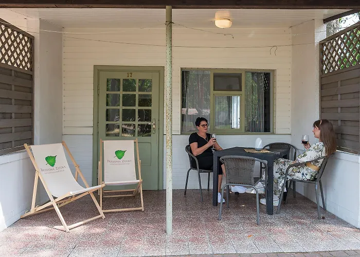 Resort Brzozowa Zatoka *