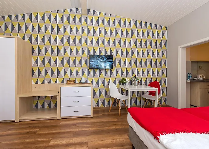 Brzozowa Zatoka Resort *